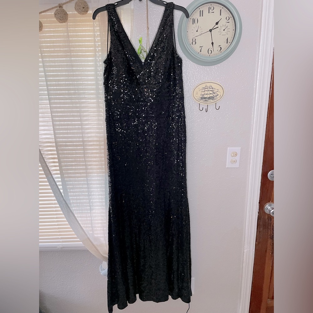 Nicole Miller all black sequin stress